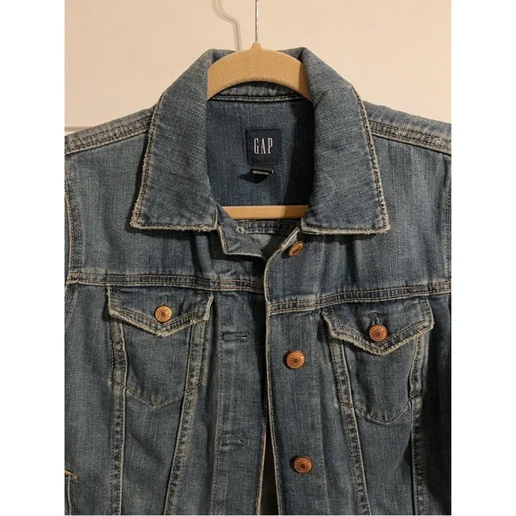 Gap Jean Jacket - Picture 4 of 4